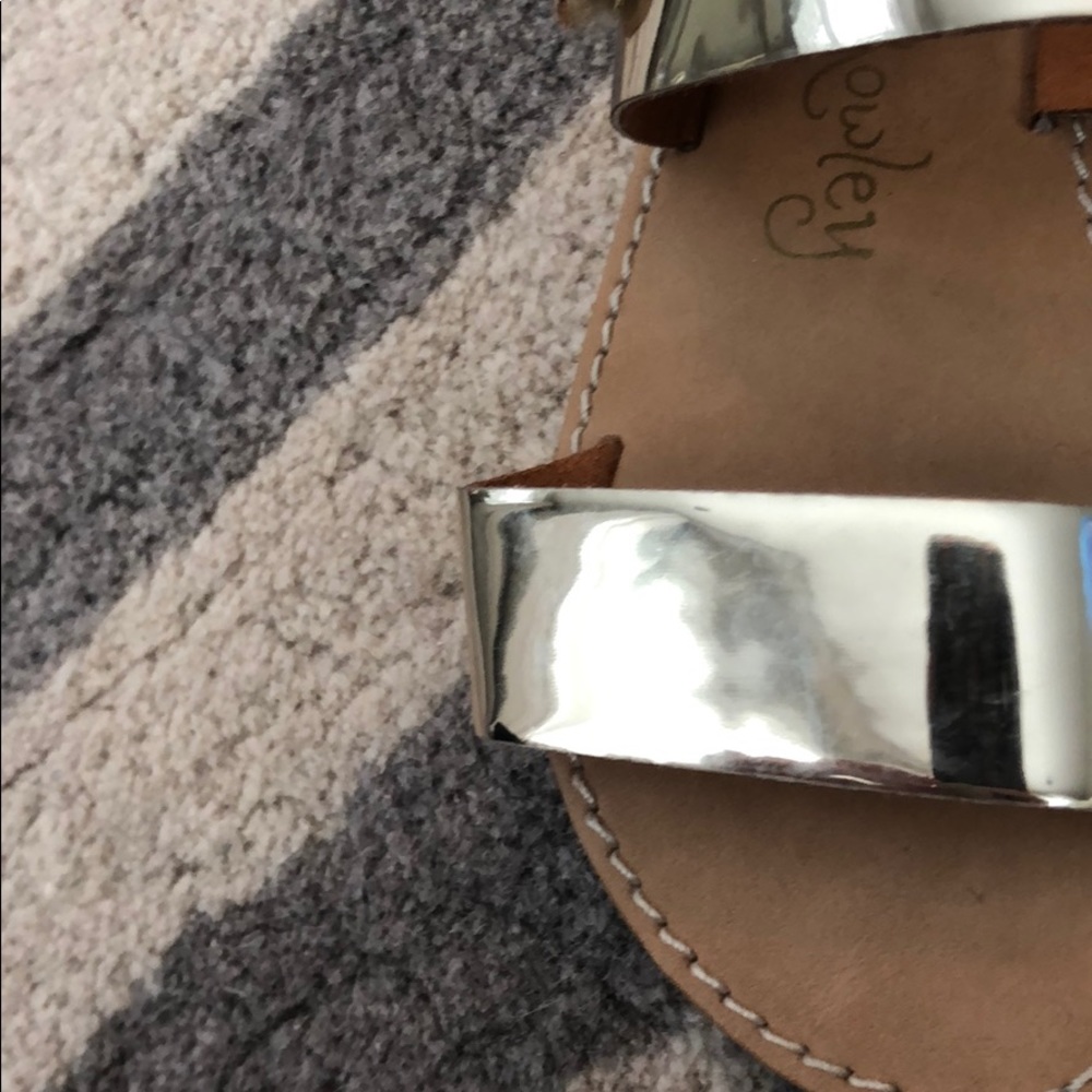 Cynthia Rowley toddler sandals - Picture 2 of 6